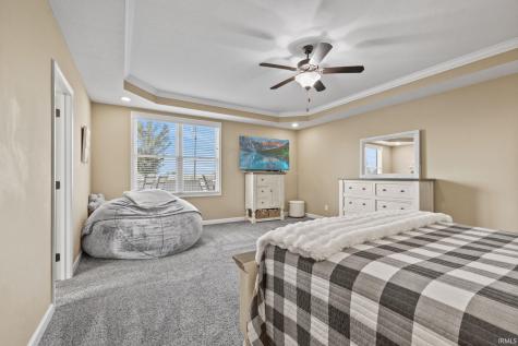 713 N Wild Pine Drive Yorktown IN 47396