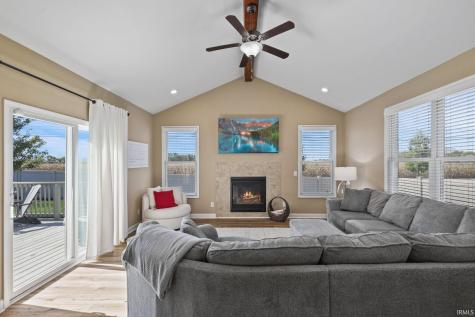 713 N Wild Pine Drive Yorktown IN 47396