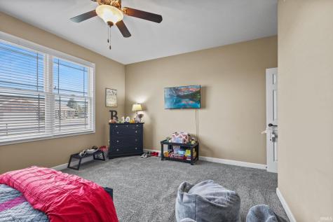 713 N Wild Pine Drive Yorktown IN 47396