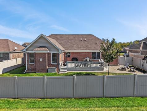 713 N Wild Pine Drive Yorktown IN 47396