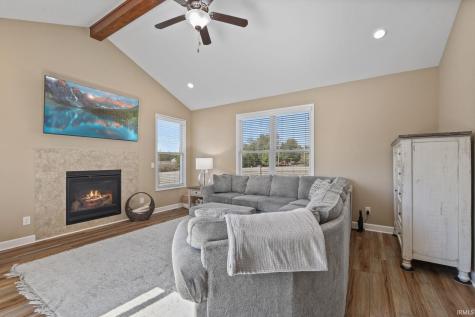 713 N Wild Pine Drive Yorktown IN 47396