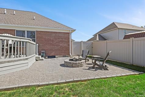 713 N Wild Pine Drive Yorktown IN 47396
