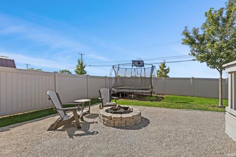 713 N Wild Pine Drive Yorktown IN 47396