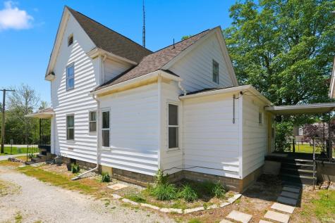 101 Wolcott Street Wolcottville IN 46795