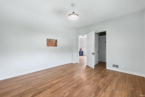 101 Wolcott Street Wolcottville IN 46795