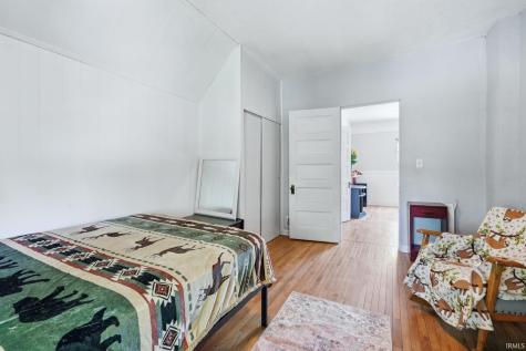101 Wolcott Street Wolcottville IN 46795