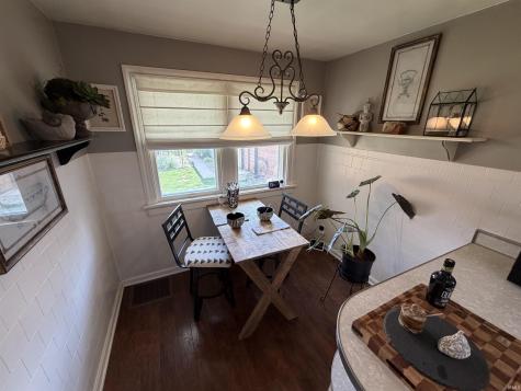 1607 Cherokee Road Fort Wayne IN 46808