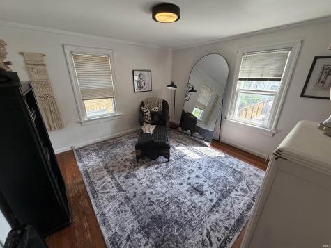 1607 Cherokee Road Fort Wayne IN 46808