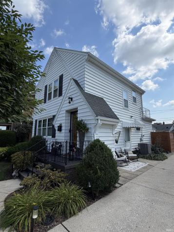 1607 Cherokee Road Fort Wayne IN 46808