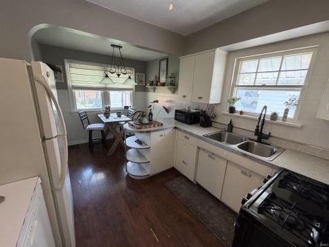1607 Cherokee Road Fort Wayne IN 46808