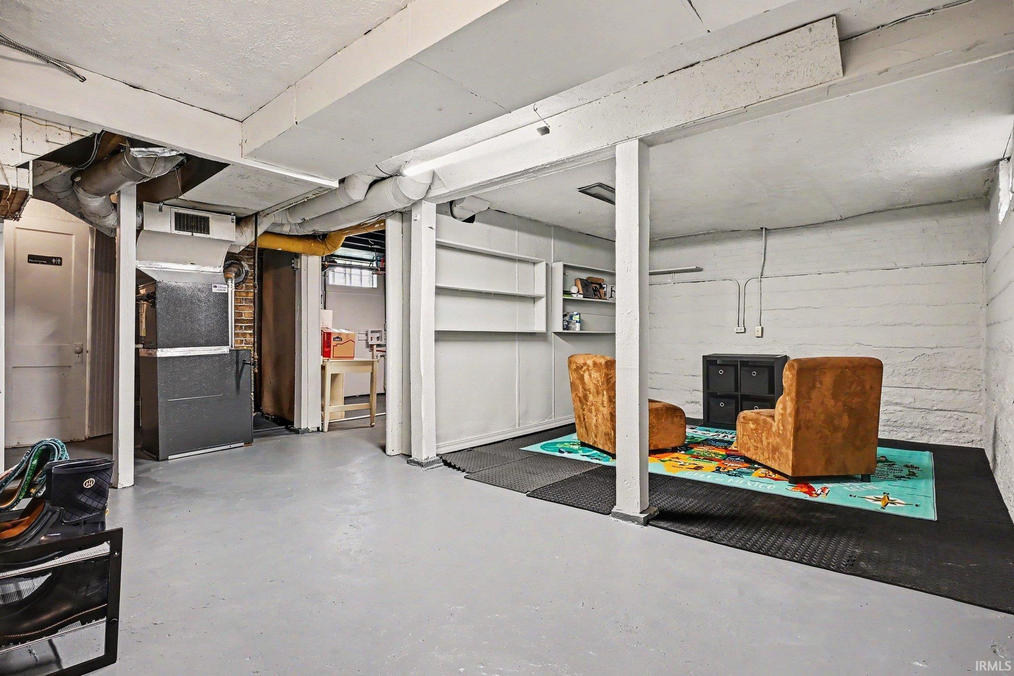 1269 Woodward Avenue South Bend IN 46616