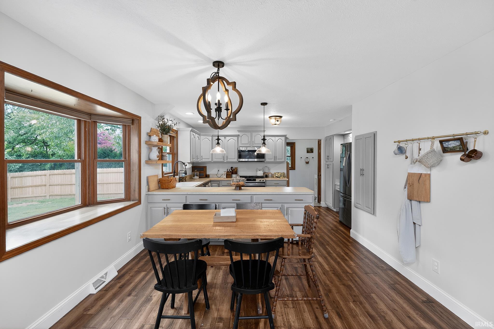 115 Greenfield Drive Middlebury IN 46540