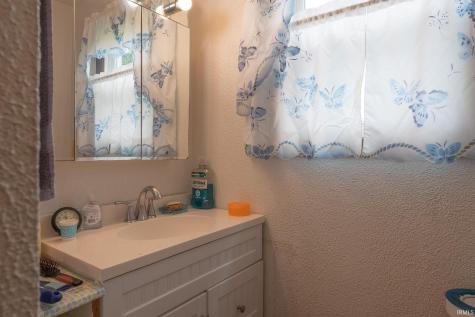 2439 S 600 E Marion IN 46953