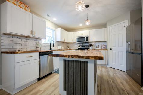 376 Ariel Drive Kokomo IN 46901