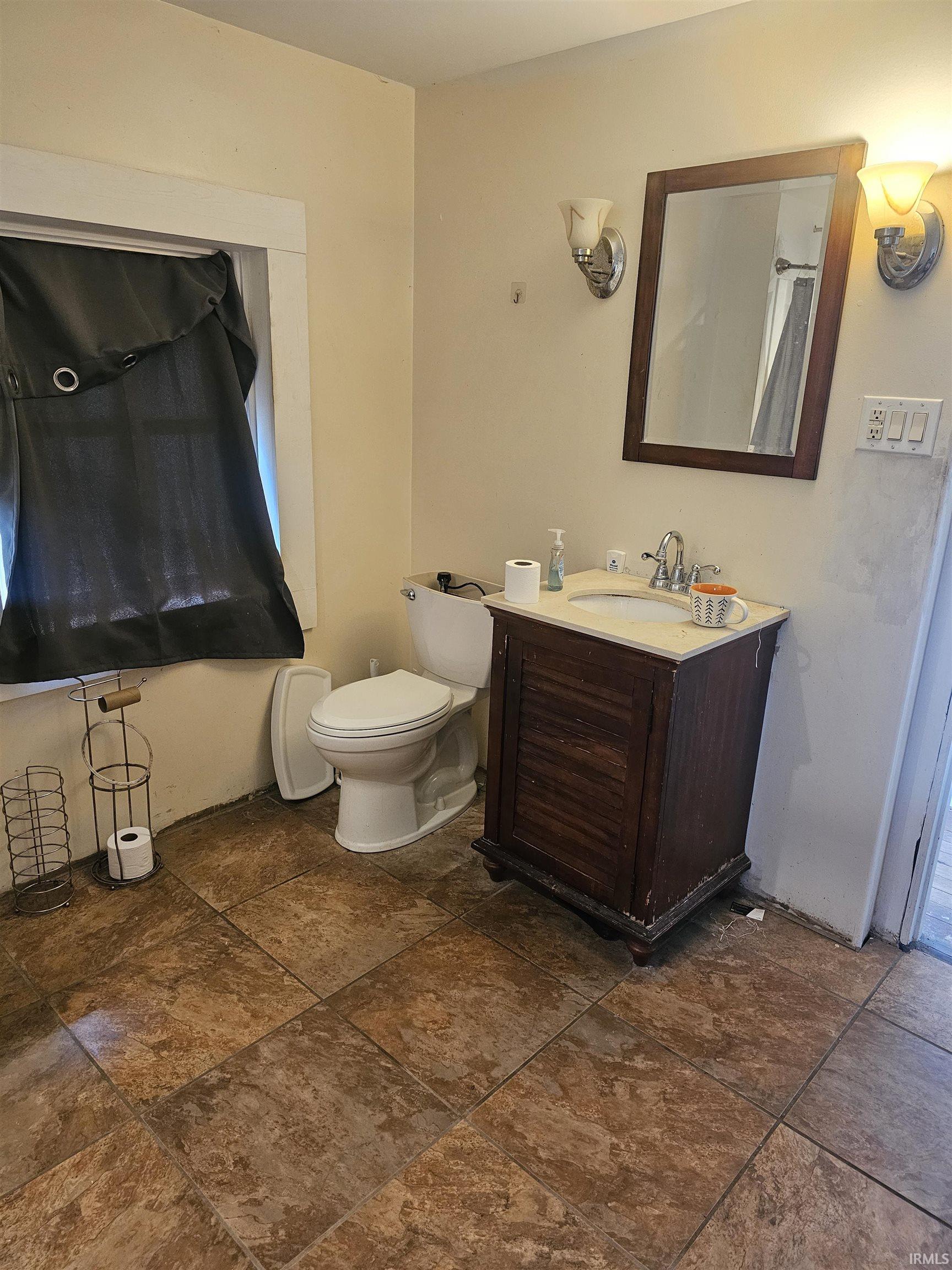 1133 Milton Street South Bend IN 46613
