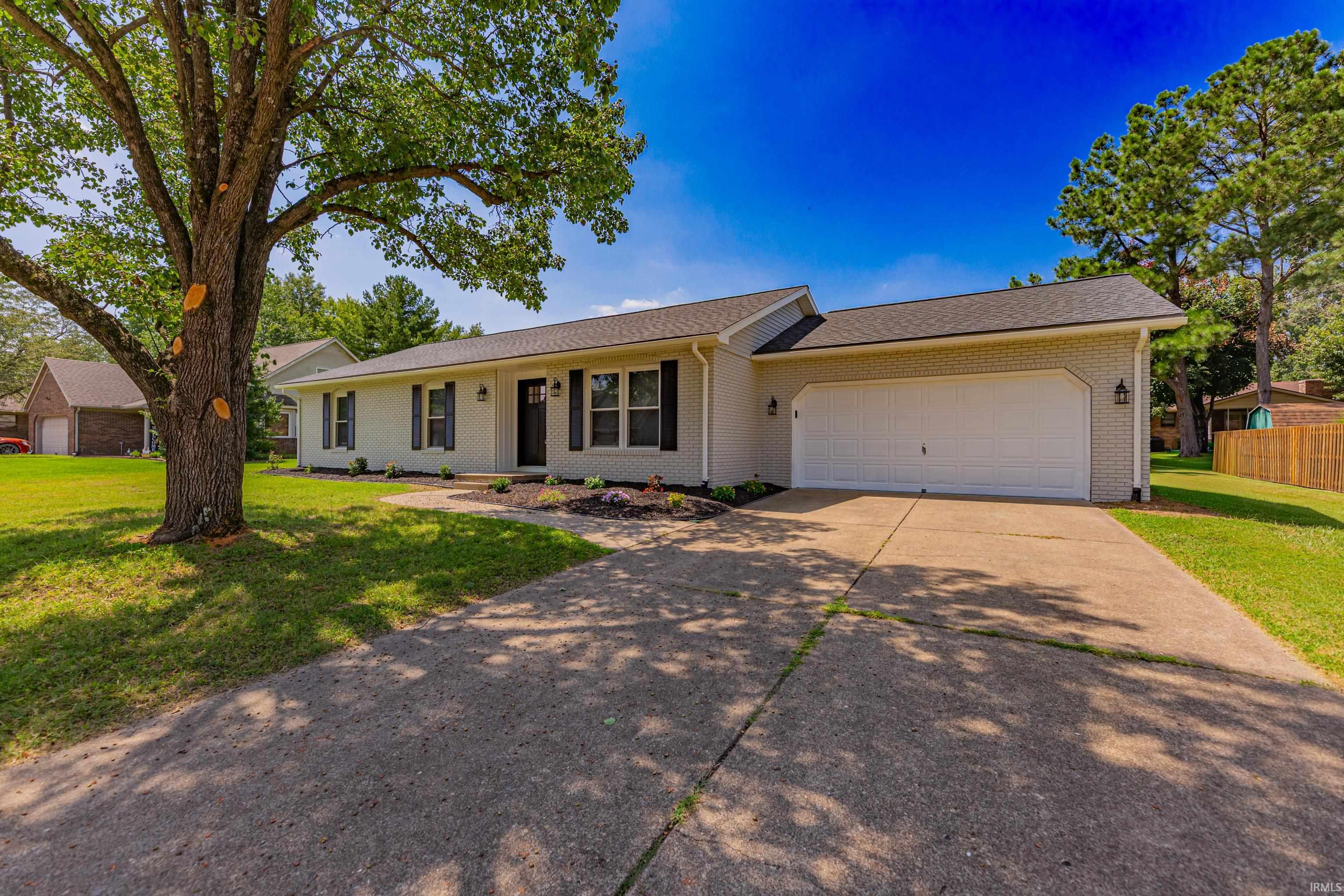Evansville IN, 6840 Copperfield Drive