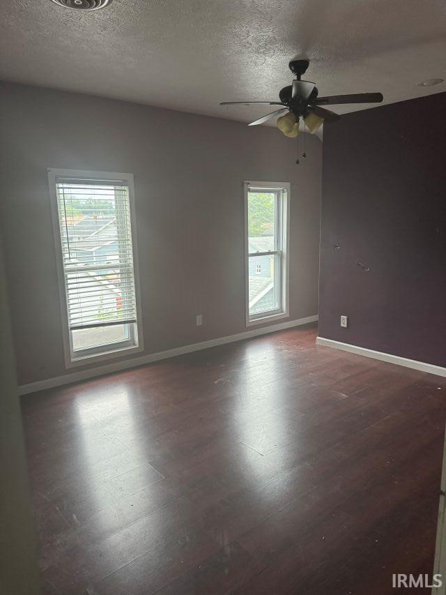 916 E Beardsley Avenue Elkhart IN 46514