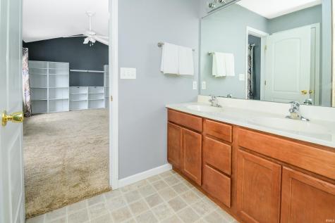 7102 W Pinnacle Drive Bloomington IN 47404