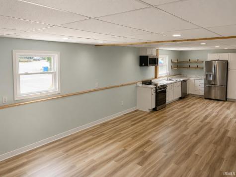 406 Northfield Lane Valparaiso IN 46383