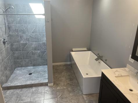 406 Northfield Lane Valparaiso IN 46383