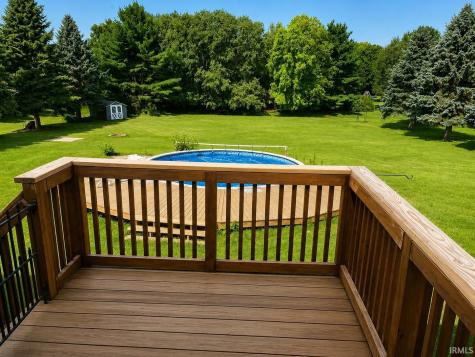 406 Northfield Lane Valparaiso IN 46383