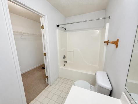 5182 Highland Cove Court Monticello IN 47960