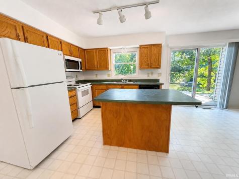 5182 Highland Cove Court Monticello IN 47960
