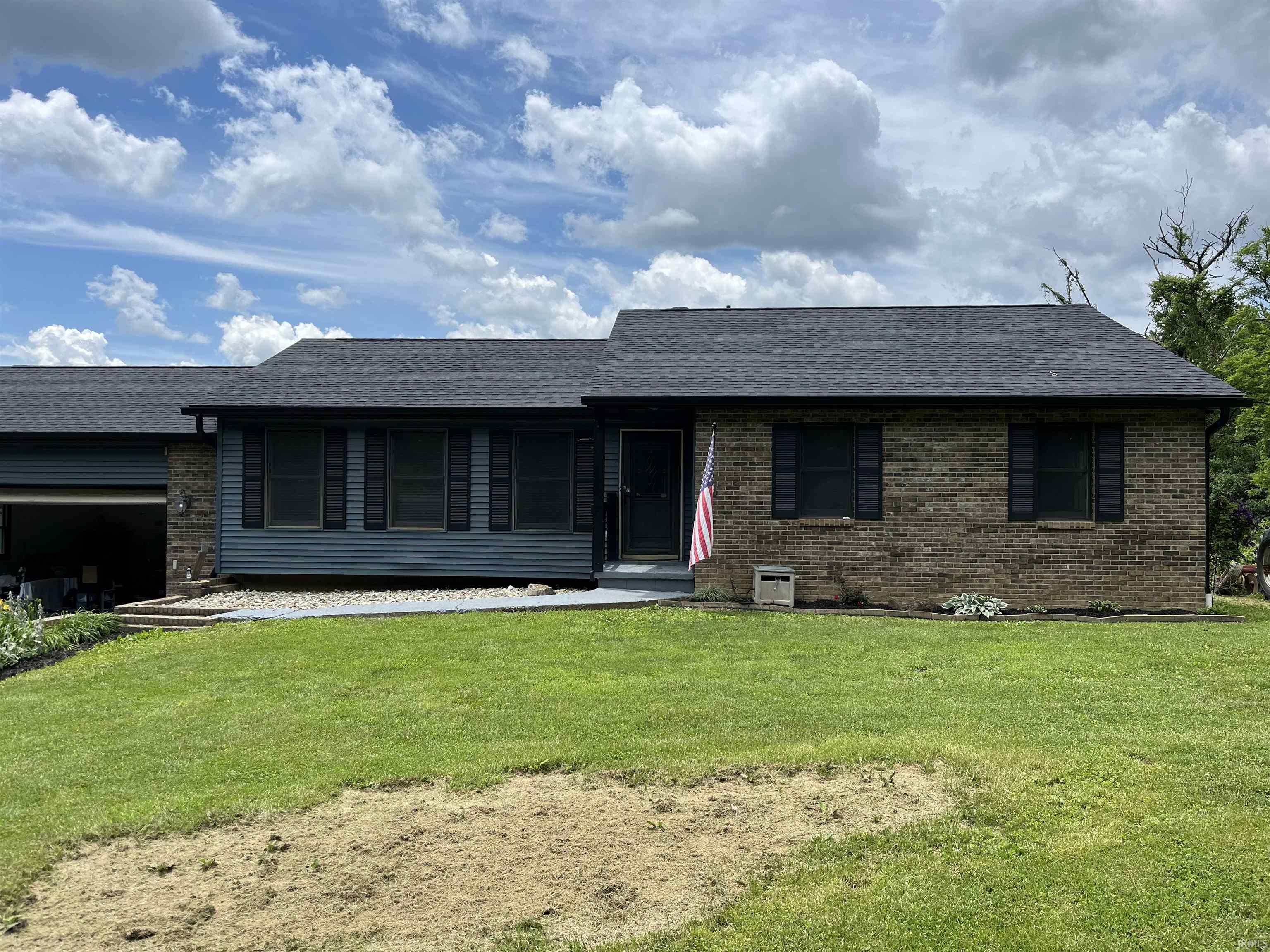 6737 N Bottom Road Bloomington IN 47404