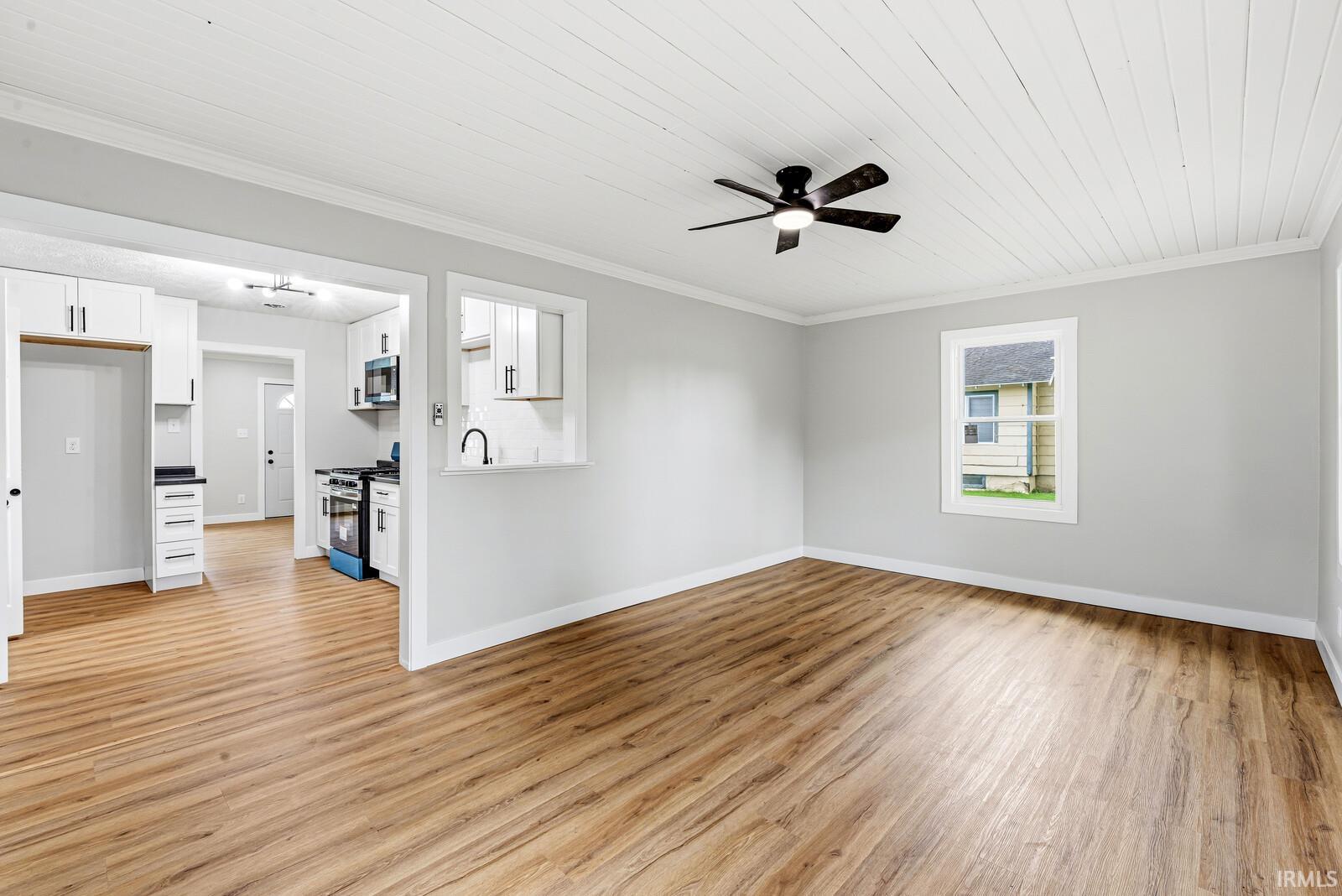 1611 E 4th Street Mishawaka IN 46544