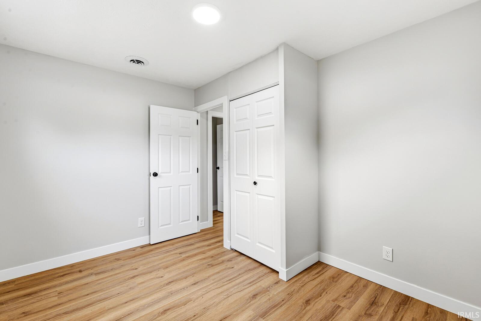 1611 E 4th Street Mishawaka IN 46544