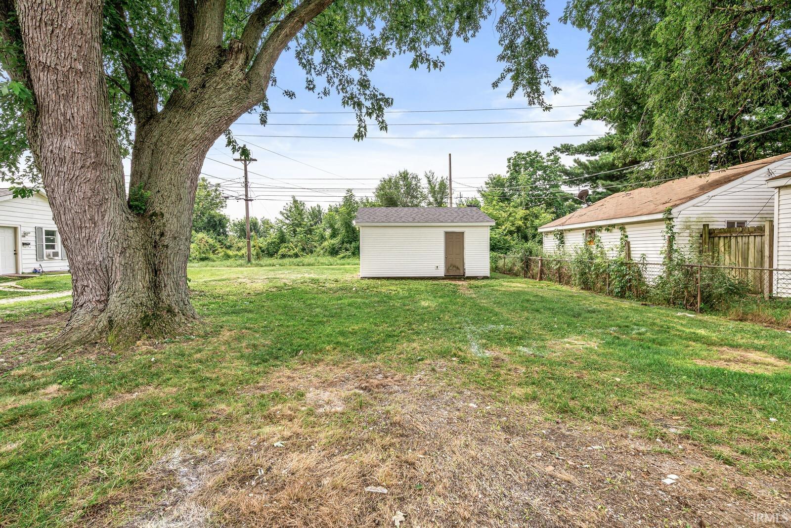 1611 E 4th Street Mishawaka IN 46544