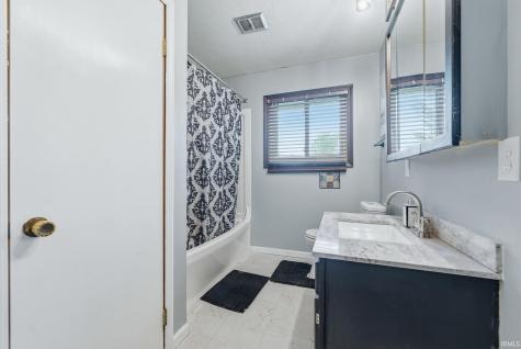 5880 N 170 Road Howe IN 46746
