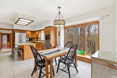 1927 S Hadley Road Fort Wayne IN 46804