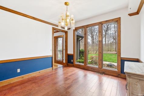 1927 S Hadley Road Fort Wayne IN 46804