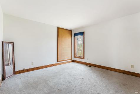 1927 S Hadley Road Fort Wayne IN 46804