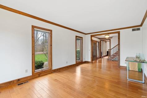 1927 S Hadley Road Fort Wayne IN 46804
