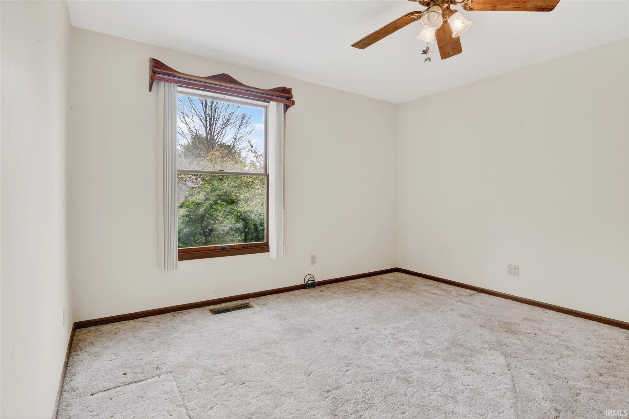 53575 Hyde Park Drive Bristol IN 46507