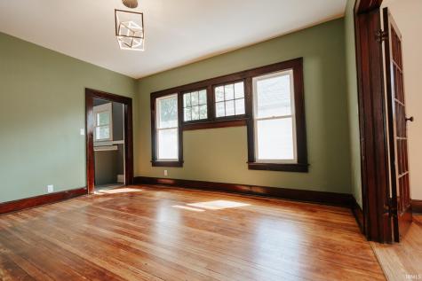 1042 Bellemeade Avenue Evansville IN 47714