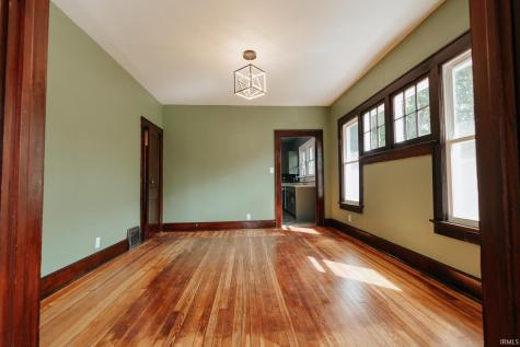 1042 Bellemeade Avenue Evansville IN 47714