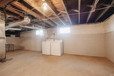 1042 Bellemeade Avenue Evansville IN 47714