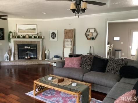 1931 S Sievers Road Vincennes IN 47591