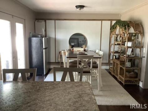1931 S Sievers Road Vincennes IN 47591