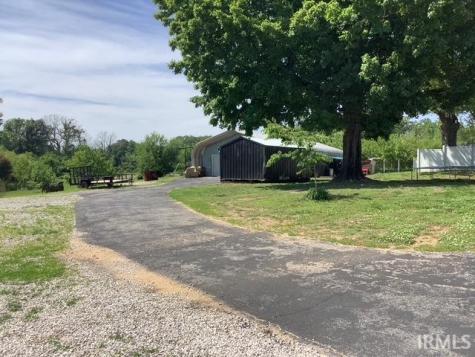 1931 S Sievers Road Vincennes IN 47591