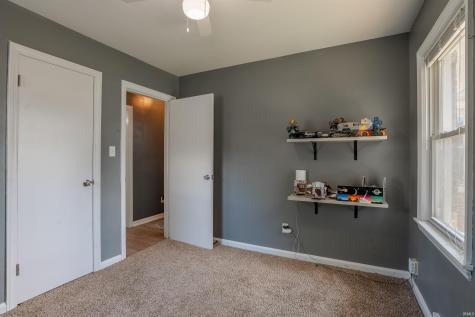 2153 Adams Avenue Evansville IN 47714