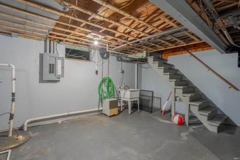 2153 Adams Avenue Evansville IN 47714