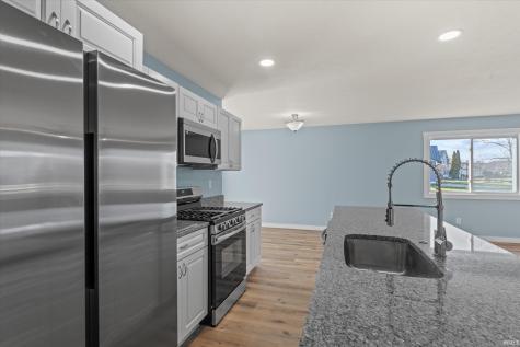 11858 Ridgeview Drive Plymouth IN 46563