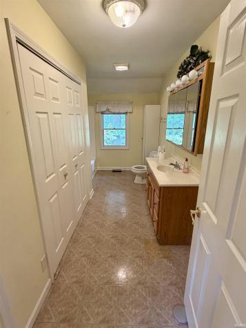 519 Valley View Lane Lafayette IN 47905