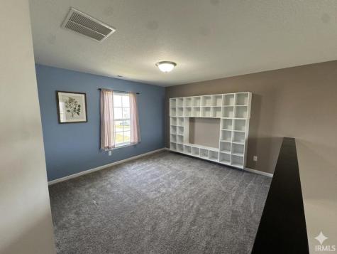 1112 Mayrock Drive Fort Wayne IN 46818