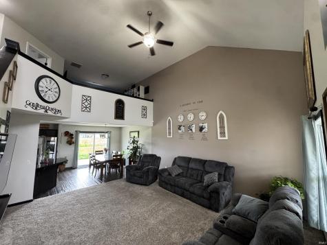 1112 Mayrock Drive Fort Wayne IN 46818
