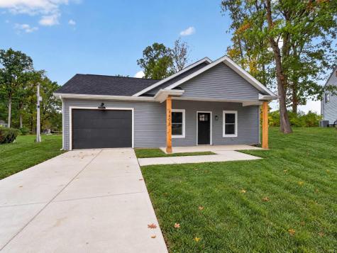 4403 Eagledale Court Fort Wayne IN 46816